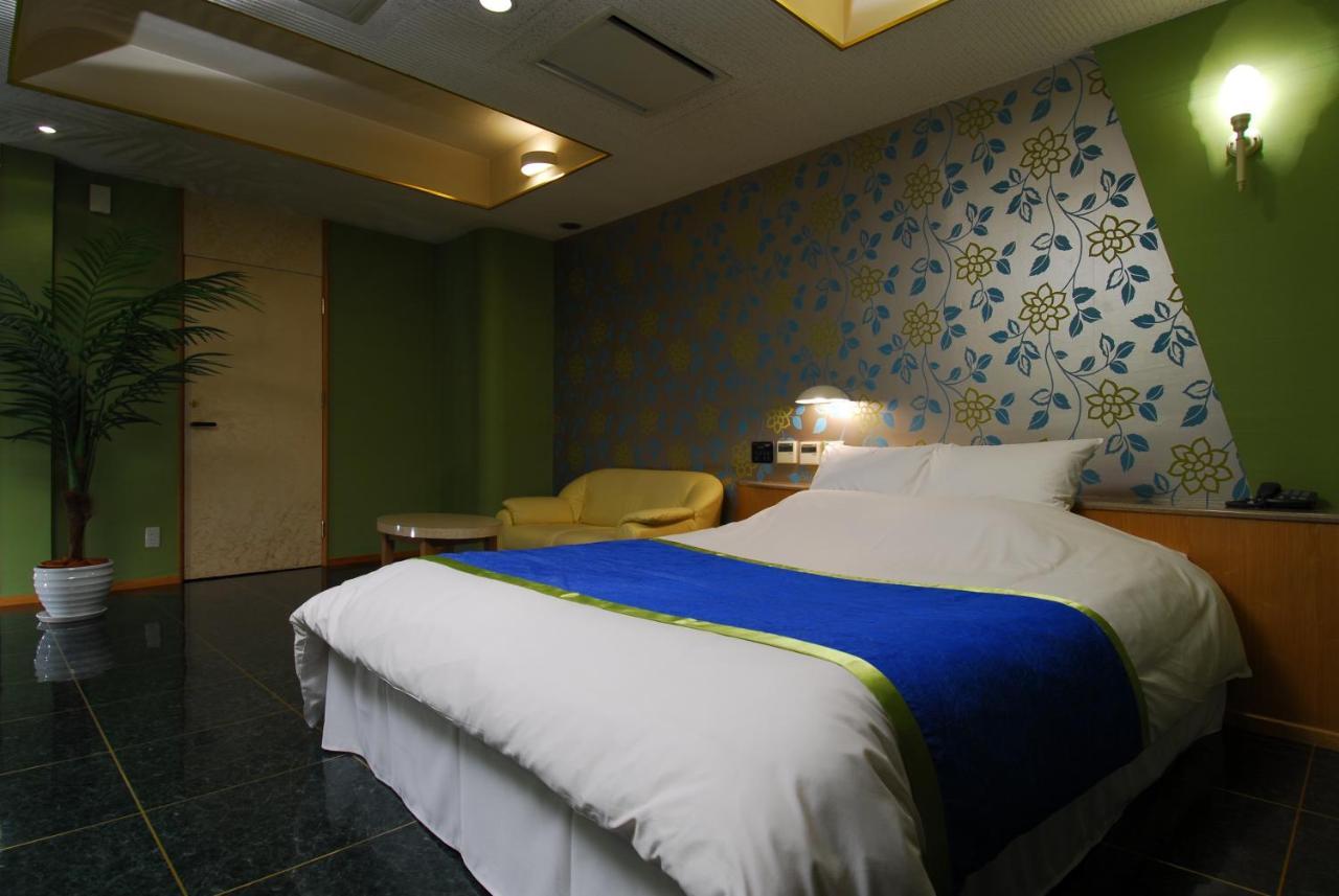 Bay Hill Club Higashi Kokura (Adults Only) Hotel Kitakyushu Buitenkant foto