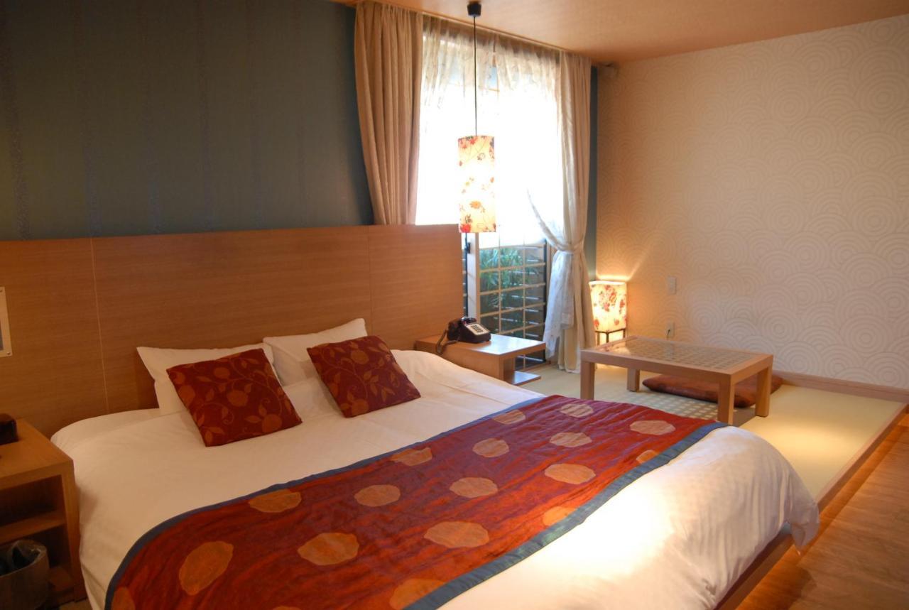Bay Hill Club Higashi Kokura (Adults Only) Hotel Kitakyushu Buitenkant foto